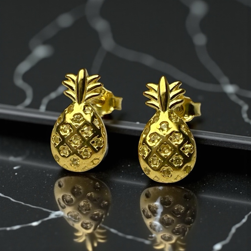 NWT Gold-Plated Sterling Silver Pineapple Stud Earrings 🍍